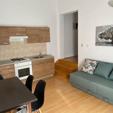Apartman Polegubic Biograd Na Moru Esterno foto