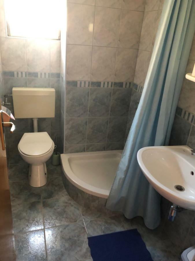 Apartman Polegubic Biograd Na Moru Esterno foto